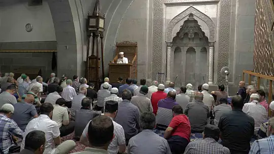 Kayseri'de Mevlit Kandili böyle idrak edildi