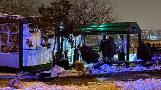 Kayseri'de oğlu, babasının büfesini kurşunladı