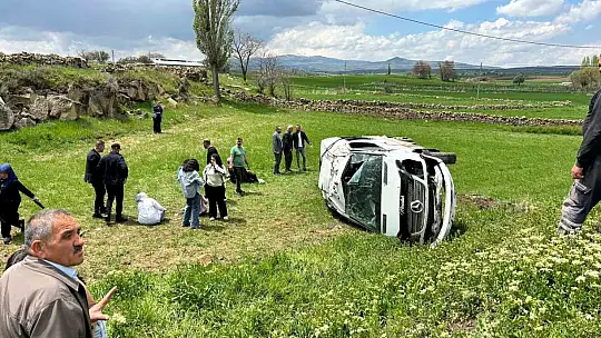 Kayseri'de öğrenci servisi devrildi: 15 öğrenci yaralı