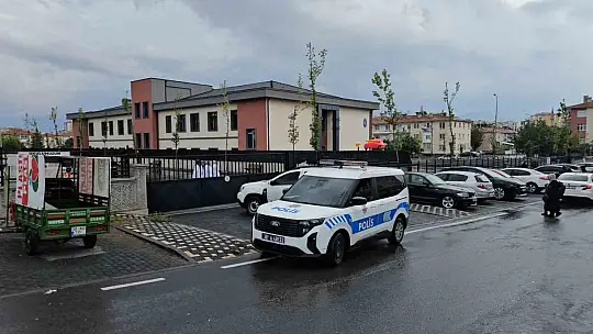 Kayseri'de okul önünde hareketli dakikalar