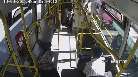 Kayseri'de otobüs şoförü fenalaşan yolcuyu hastaneye yetiştirdi