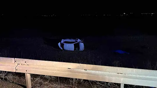 Kayseri'de otomobil şarampole yuvarlandı: 1 ölü, 1'i ağır 4 yaralı