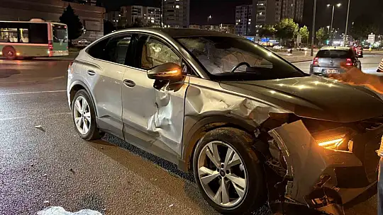 Kayseri'de otomobille çarpışan motosikletin sürücüsü yaralandı