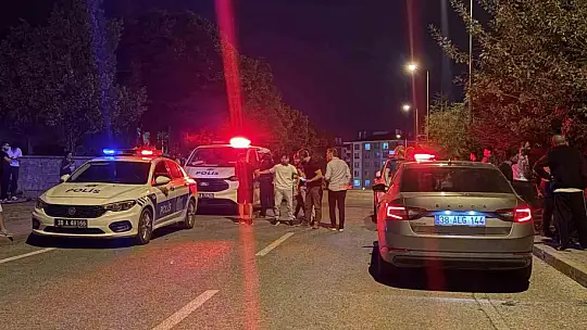 Kayseri'de parkta çocuklar arasında bıçaklı kavga: 1'i ağır 3 yaralı