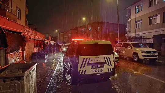 Kayseri'de polis aracı ile otomobil çarpıştı: 1 yaralı