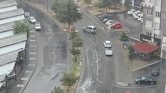 Kayseri'de sağanak yağış etkili oldu