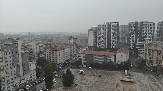 Kayseri'de sağanak yağış etkili oldu