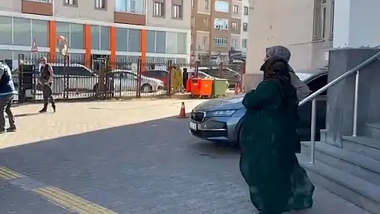 Kayseri'de sahte altın dolandırıcıları 3 sarrafı daha dolandırmış