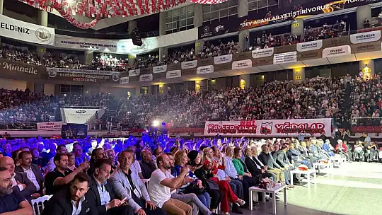 Kayseri'de Sevcan Orhan rüzgarı esti