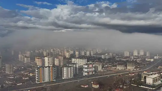 Kayseri'de sis etkili oldu