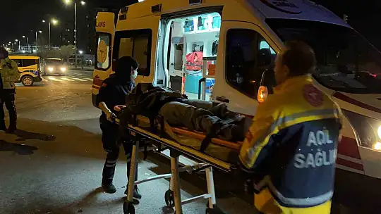 Kayseri'de SUV araç ile otomobil çarpıştı: 3'ü ağır 4 yaralı