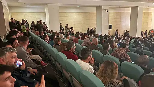 Kayseri'de Talha Bora Öge konserine yoğun ilgi