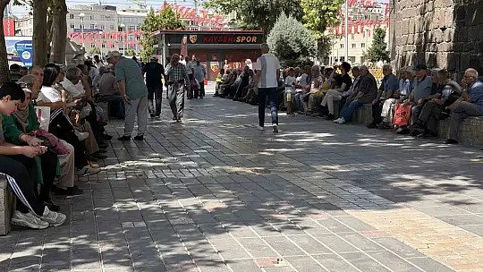 Kayseri'de termometreler 34 dereceyi gösterdi