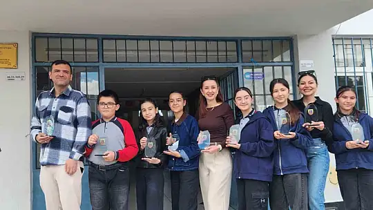 Kayseri'de Tertemiz Yarınlar'ın şampiyonu Tomarza Atatürk Ortaokulu oldu