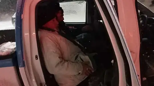 Kayseri'de tipi nedeniyle yolda mahsur kalan 100'ü aşkın vatandaş kurtarıldı
