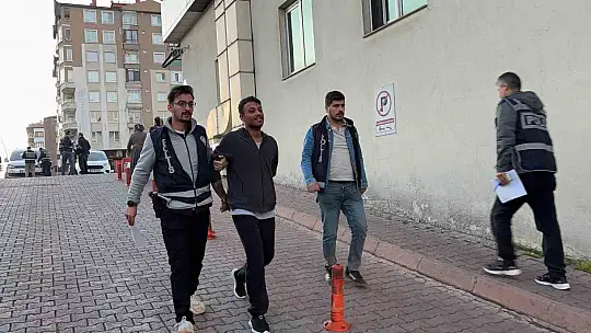 Kayseri'de uyuşturucu satıcılarına darbe: Çok sayıda gözaltı var