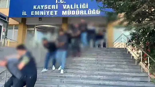 Kayseri'de yasadışı bahsin para nakliyecilerine operasyon: 11 gözaltı