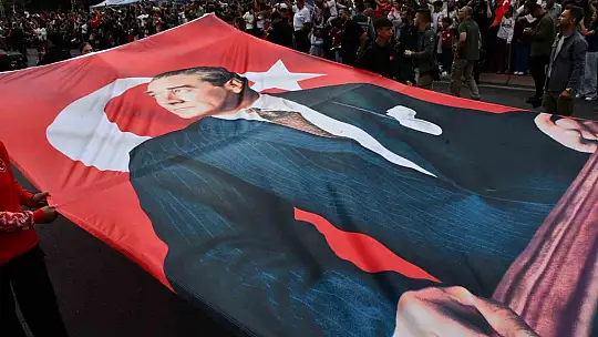 Kayseri'de Zafer Bayramı coşkuyla kutlandı