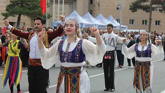 Kayseri'de Zafer Bayramı coşkuyla kutlandı