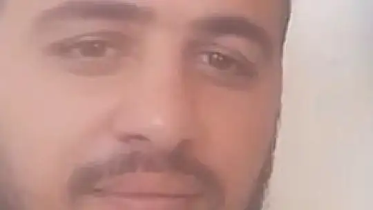 Kayseri'deki bıçaklı kavgada ölen şahsın, olay öncesi keserle yürüdüğü anlar kameraya yansıdı