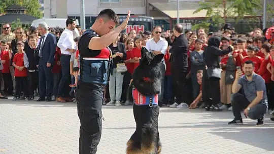 Kayseri'deki bütün okullarda deprem tatbikatı yapıldı