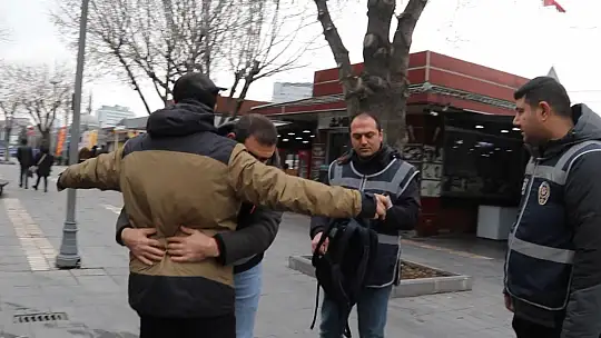Kayseri Emniyeti'nden 'yılbaşı' uygulamaları: 15 bin 569 kişi sorgulandı