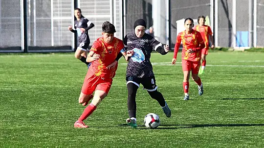 Kayseri Kadın FK ikinci yarıda güldü