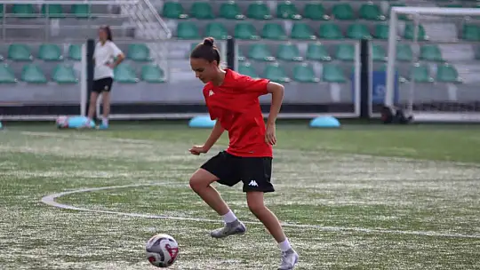 Kayseri Kadın Futbol Kulübü, Süper Lig'e hazırlanıyor
