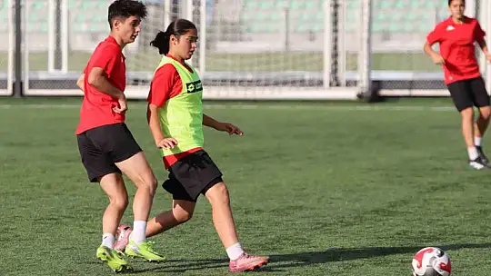 Kayseri Kadın Futbol Kulübü, Süper Lig'e hazırlanıyor