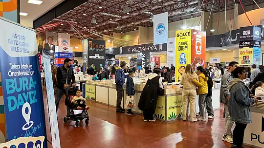Kayseri Kitap Fuarı'nda çocukların keyfi yerinde