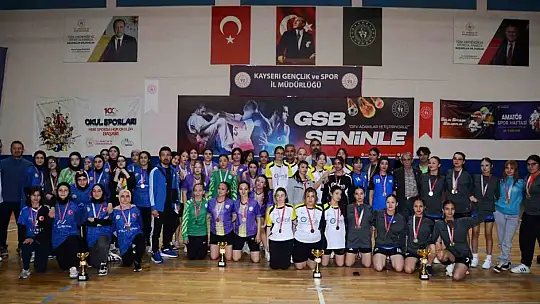 Kayseri Liseli Gençler Hentbol İlBirinciliği sona erdi