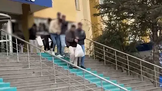 Kayseri merkezli 7 ilde yasa dışı bahis operasyonu: 2 milyar 865 milyon TL'lik işlem hacmi tespit edildi