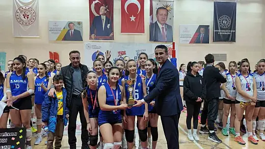 Kayseri Midi Kızlar Süper Ligi müsabakaları tamamlandı