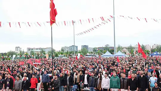 Kayseri, milli takım için tek yürek oldu
