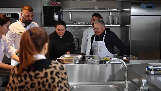Kayseri Mutfak Akademisi'nin şef ve aşçı eğitimleri başlayacak