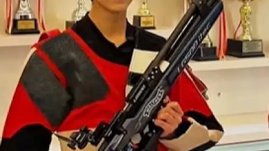 Kayseri'nin ilk SEM Olimpik Tüfek sporcusuna malzeme desteği