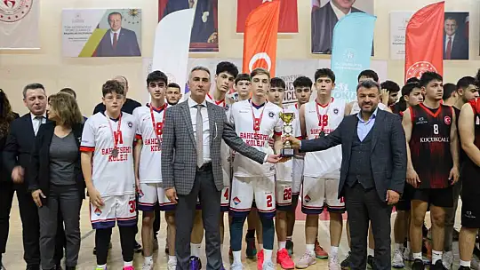 Kayseri Okul Sporları Genç A Erkekler Basketbol İl Birinciliği sona erdi