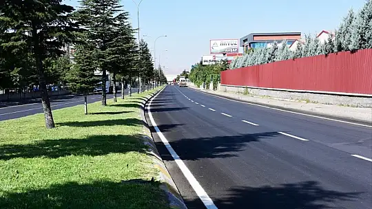 Kayseri OSB, 2024'te 30 kilometre yolun asfaltını yeniledi