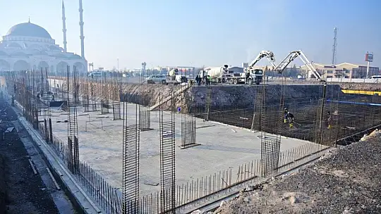 Kayseri OSB'de yeni iş merkezinin temeli atılmaya başlandı