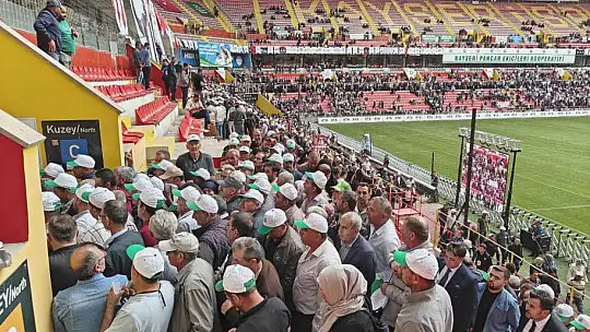 Kayseri Pancar Ekicileri Kooperatifi'nde Akay güven tazeledi