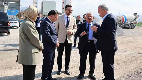 Kayseri protokolü, Kartal Katlı Kavşağı ile fosil müzesini inceledi
