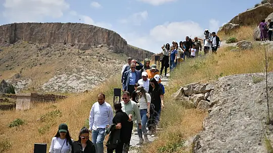Kayseri protokolü Soğanlı Vadisi'nde buluştu