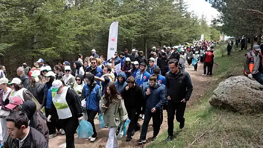 Kayseri protokolü yangınlara karşı ormanda temizlik yaptı