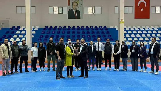 Kayseri Şampiyonası'na 20 kulüp 200'e yakın sporcu katıldı.