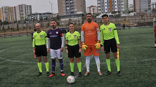 Kayseri Şeker Süper Amatör Küme: Kayseri Döğerspor: 3 - 1966 Turanspor: 1