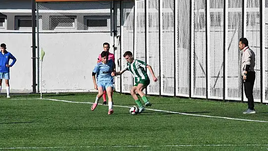 Kayseri Şekerspor U16 takımı şampiyon oldu