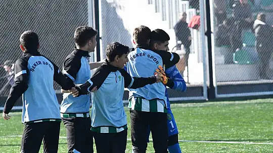 Kayseri Şekerspor U16 takımı şampiyon oldu