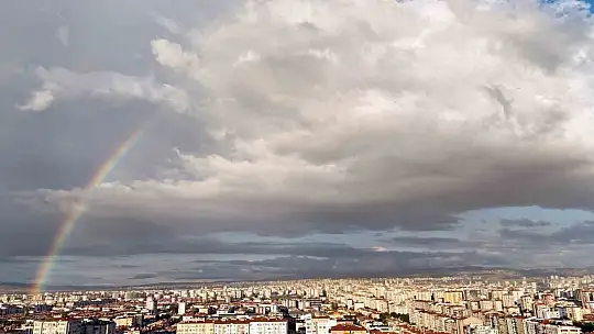 Kayseri semalarında gökkuşağı güzelliği