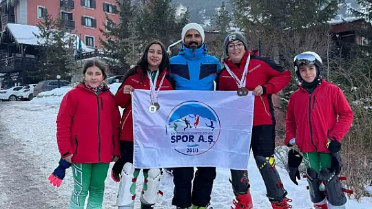 Kayseri Spor A.Ş'den kayakta 6 madalya