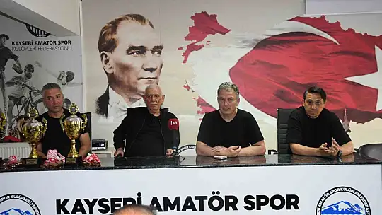 Kayseri Süper U-18 Ligi şampiyonları kupalarını aldı